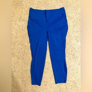 Lululemon Base Pace 25”